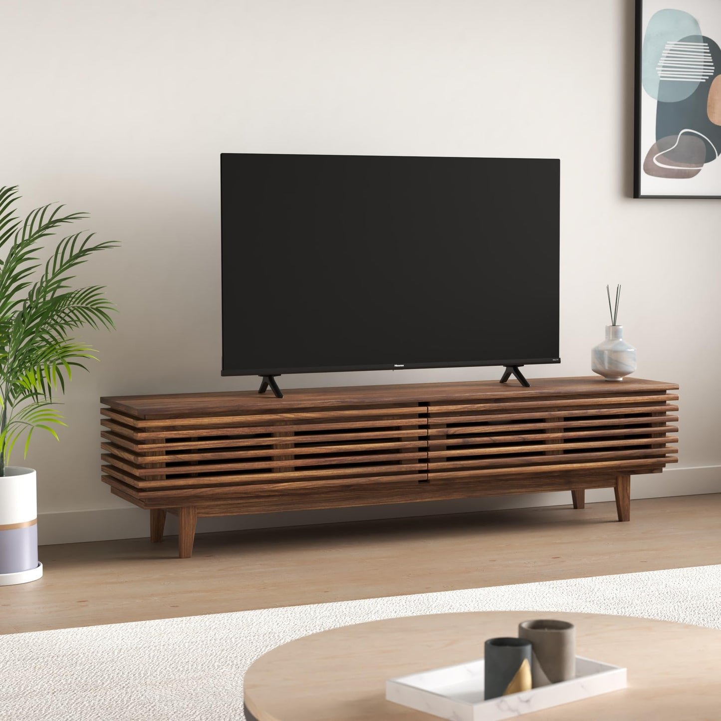 Hisense 65-Inch Class R6 Series 4K UHD Smart Roku TV with Alexa Compatibility, Dolby Vision HDR, DTS Studio Sound, Game Mode (65R6G),Black